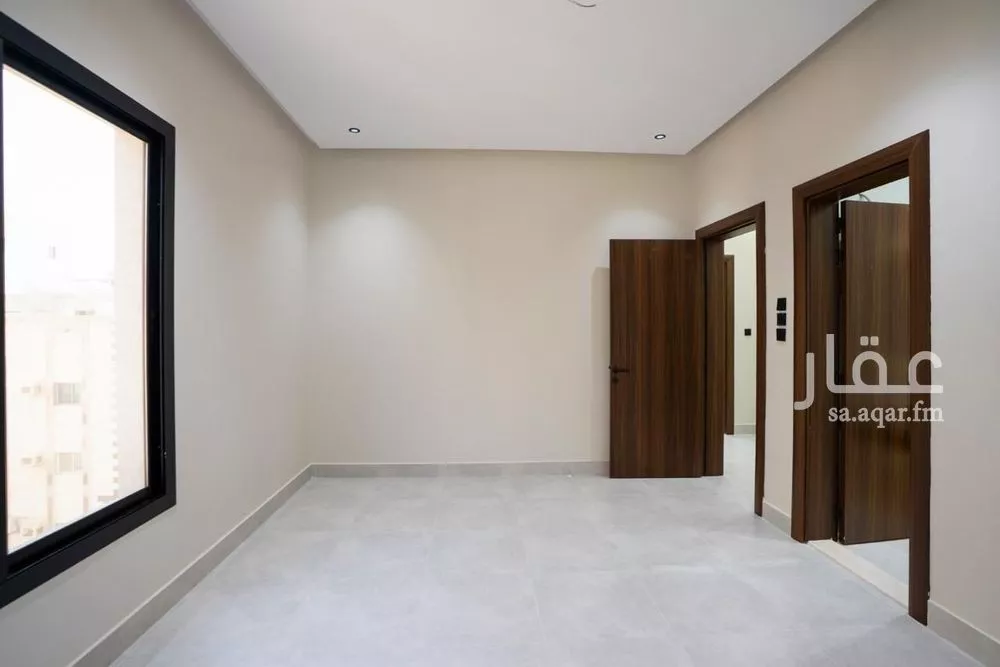 4 bedroom apartment in Al Salamah 13