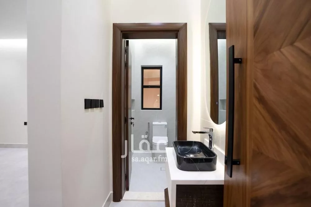 4 bedroom apartment in Al Salamah 5