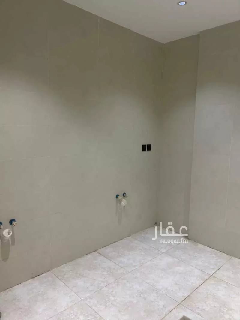 4 bedroom apartment in Abruq Ar Rughamah 4