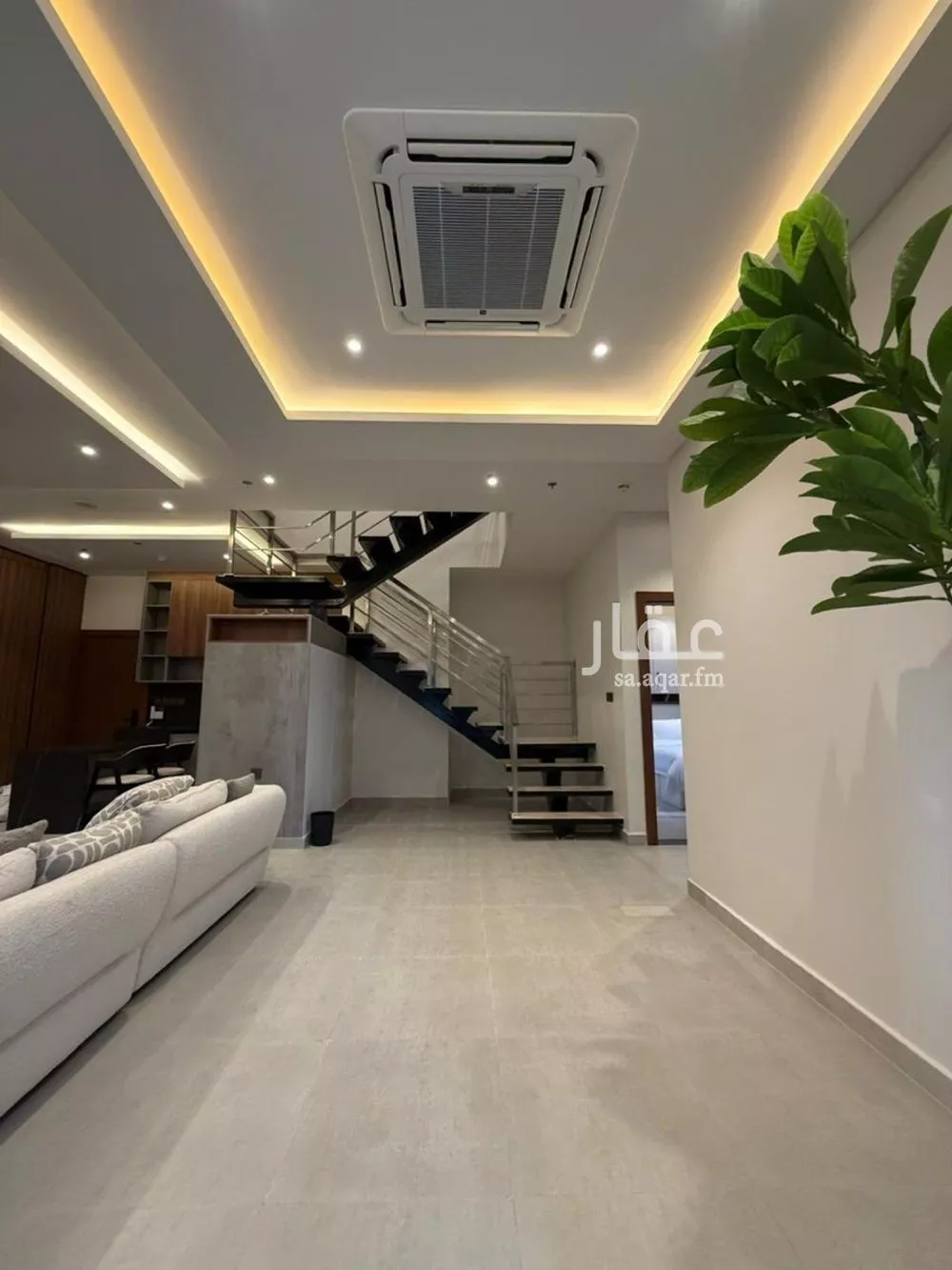 5 bedroom apartment in Al Sahafah 10