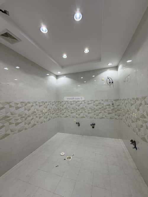 4 bedroom apartment in Muraykh 2
