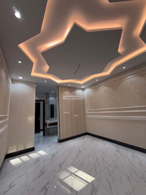 4 bedroom apartment in Muraykh 4