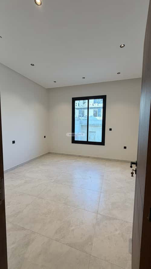 5 bedroom apartment in Al Zahra 5