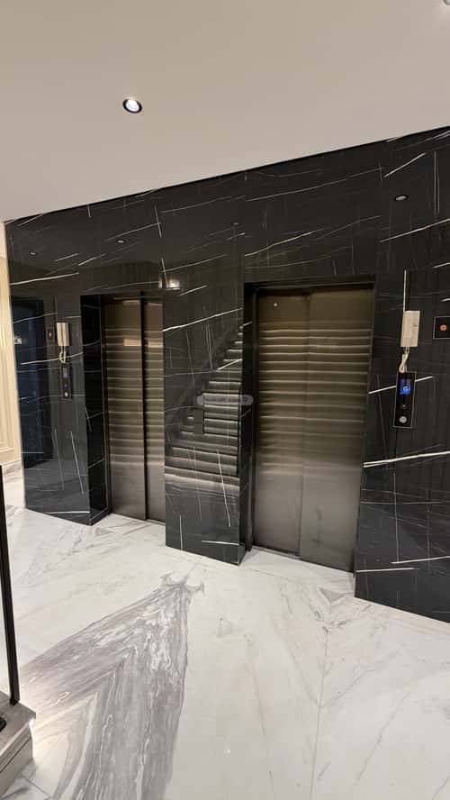5 bedroom apartment in Al Zahra 17