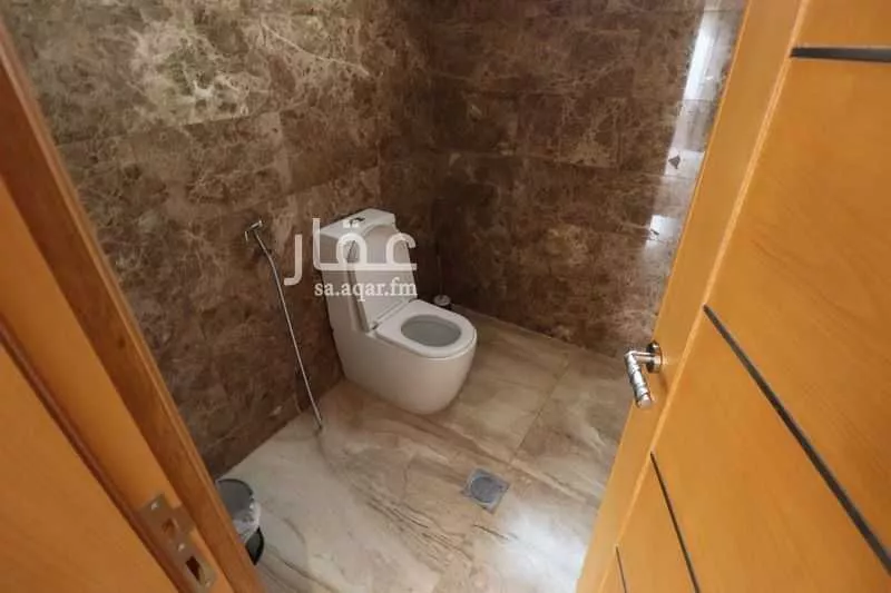 4 bedroom villa in Al Narjis 9
