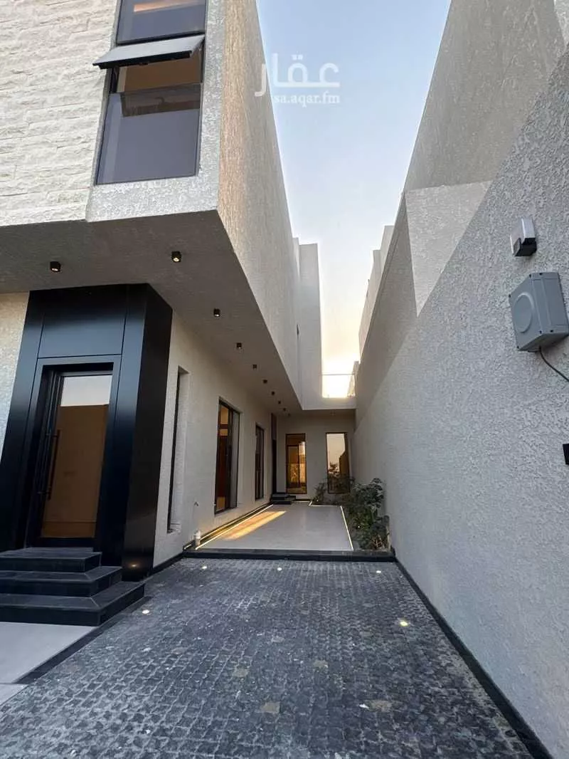 7 bedroom villa in Ash Shulah 3