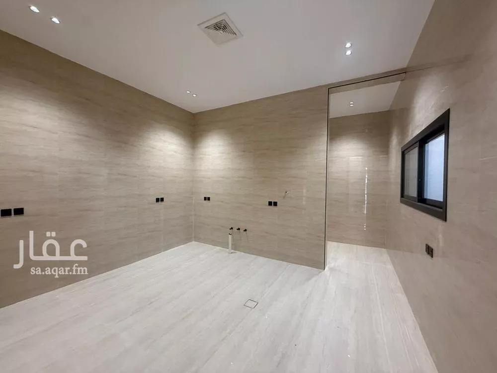 4 bedroom villa in Al Mahdiyyah 11