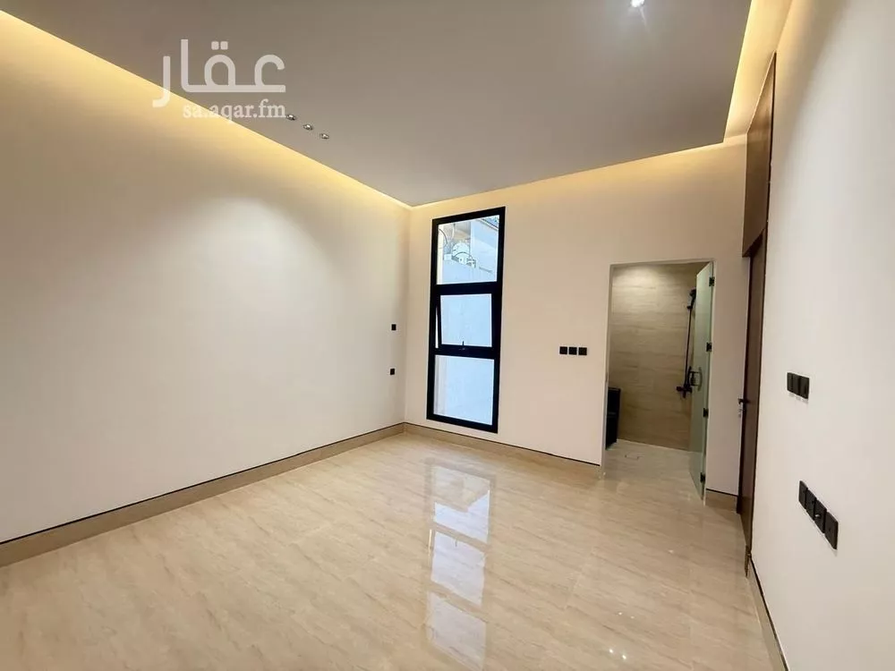 4 bedroom villa in Al Mahdiyyah 25