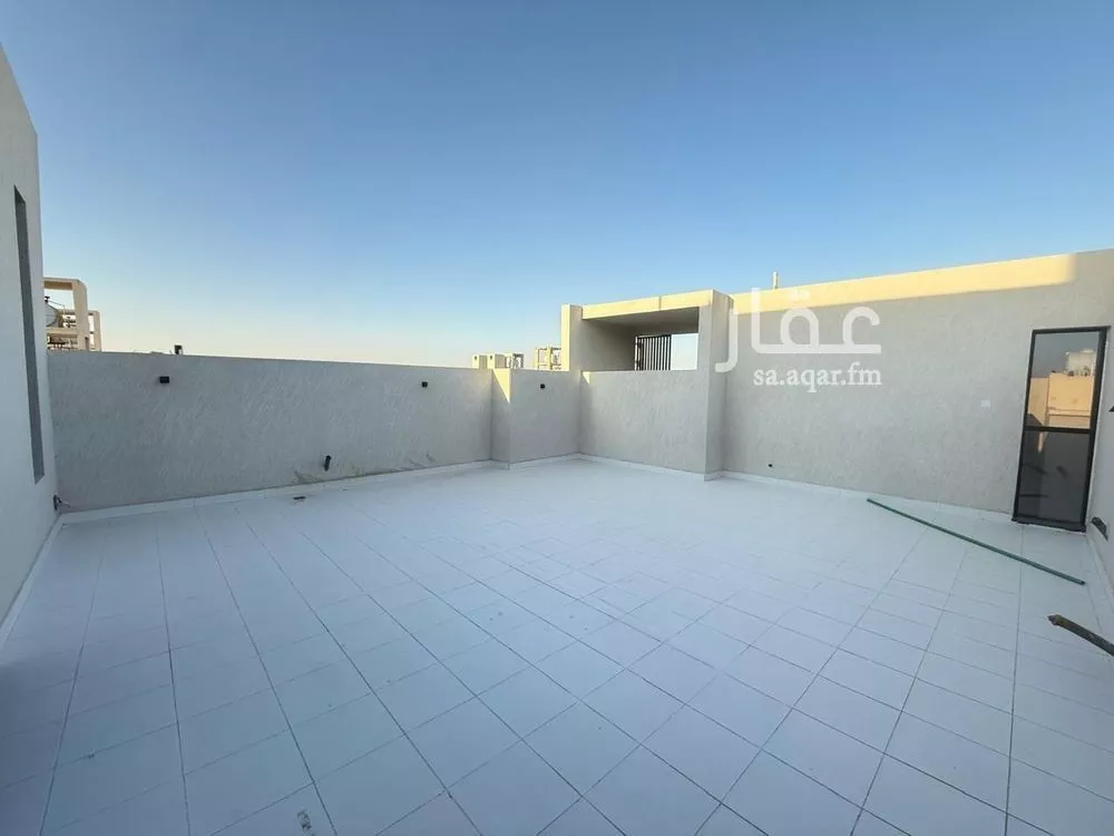 4 bedroom villa in Al Mahdiyyah 26