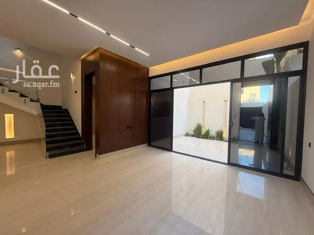 4 bedroom villa in Al Mahdiyyah 9