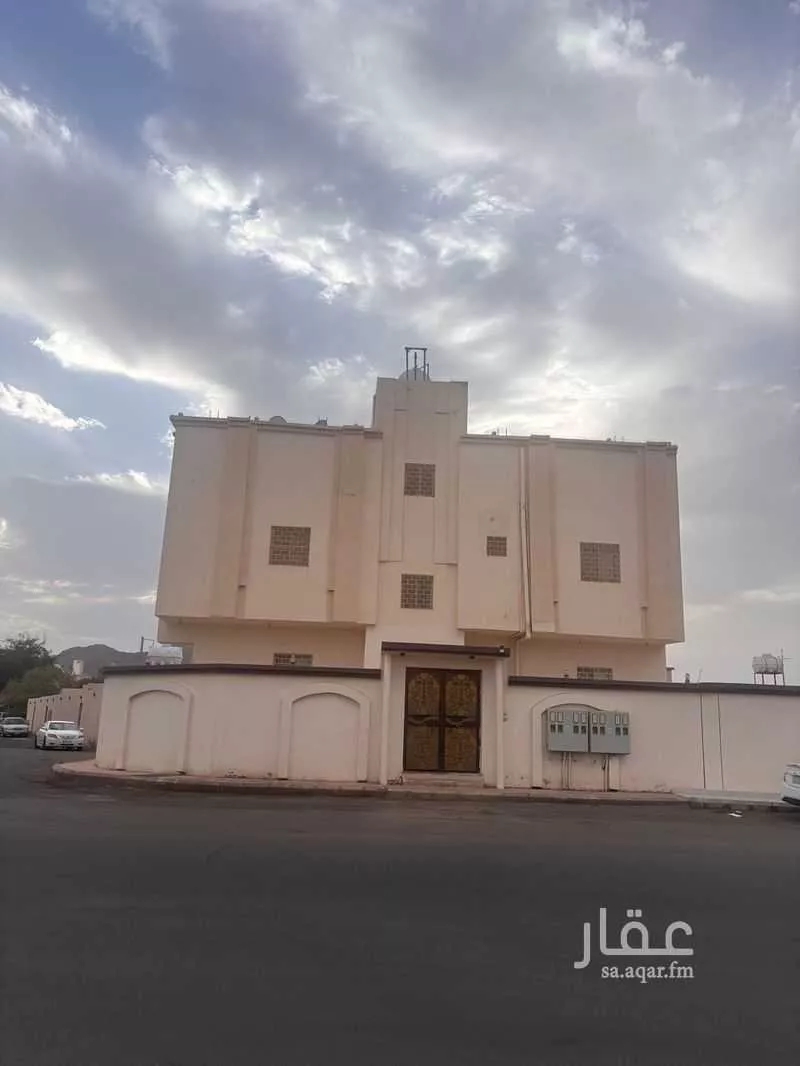 عمارة 1156 م² في البركة 1