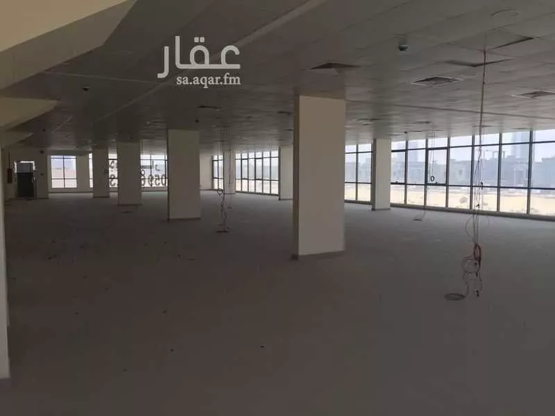 2464 sqm office in Al Qashlah 3