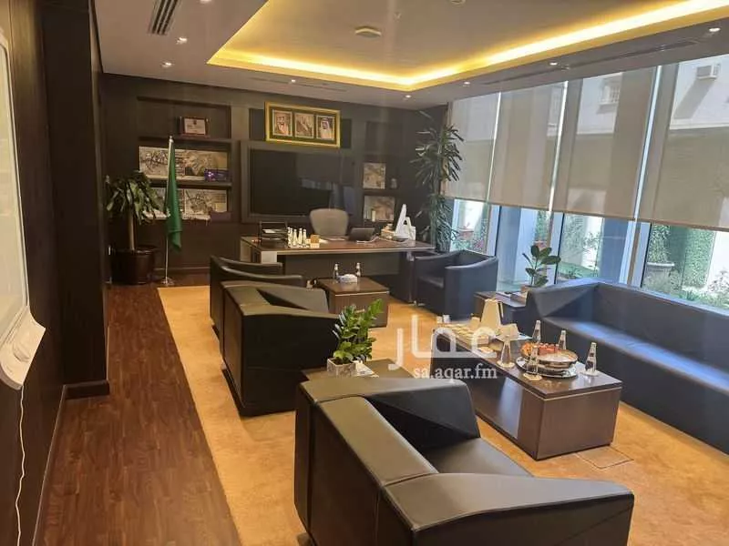 1300 sqm office in An Nafal 3