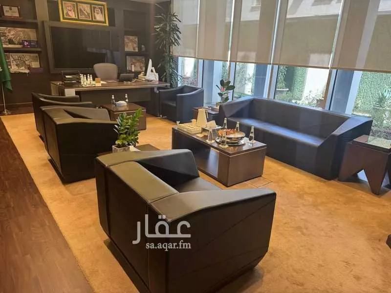 مكتب 1300 م² في النفل 5