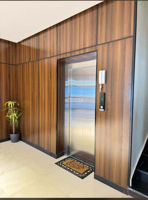 شقة 5 غرف في العزيزية 4