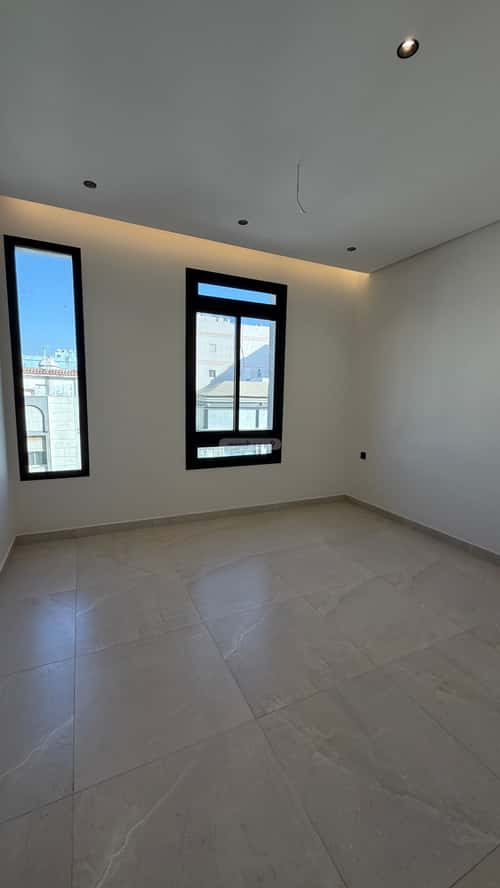 4 bedroom apartment in Al Safaa 2