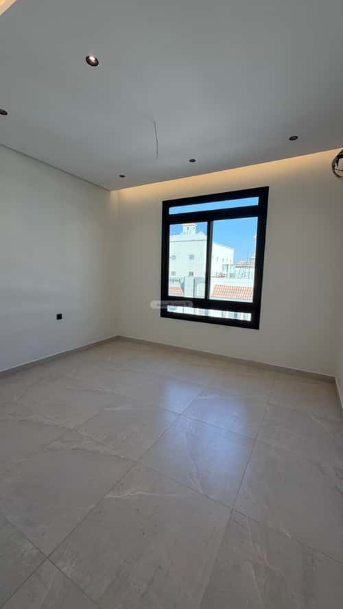 4 bedroom apartment in Al Safaa 13