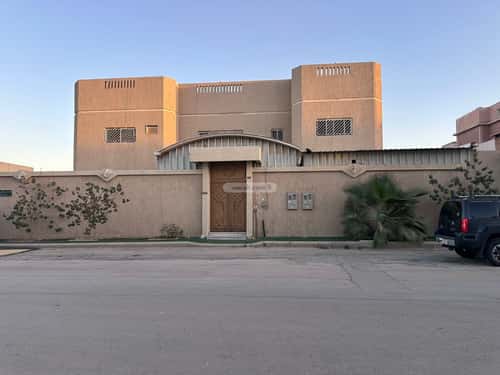 7 bedroom villa in Al Nakheel 11