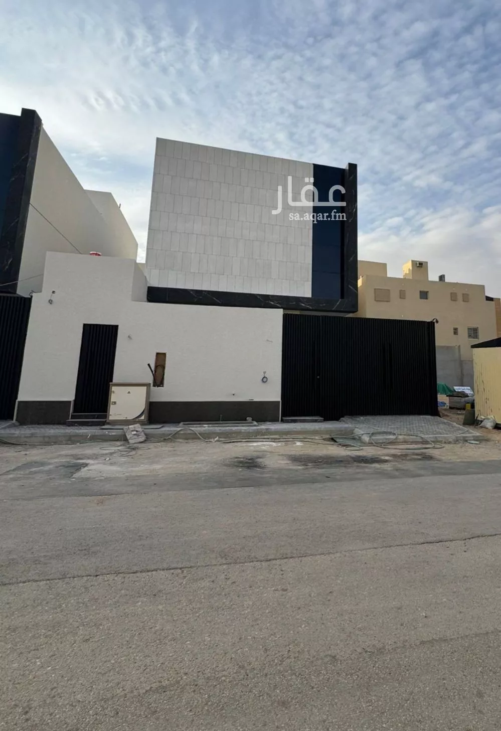 فيلا 5 غرف في النرجس 3