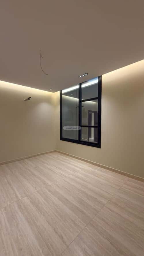 4 bedroom apartment in Al Rawdah 3