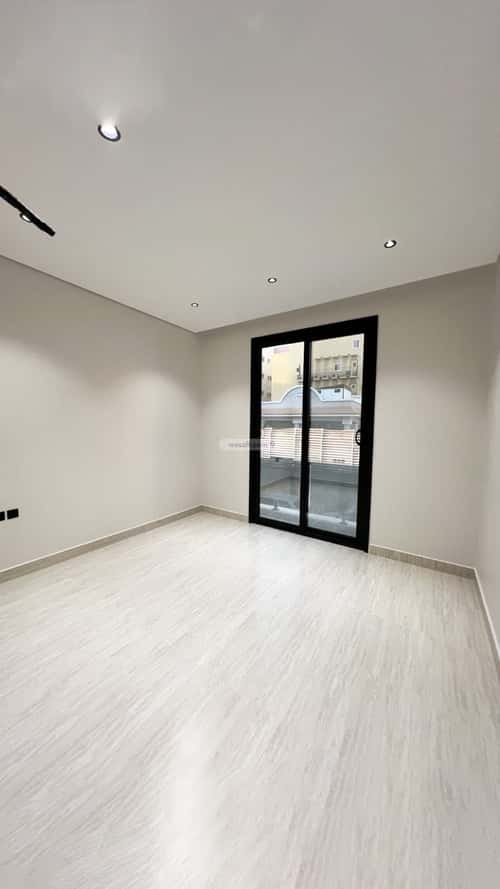 4 bedroom apartment in Al Nahda 5