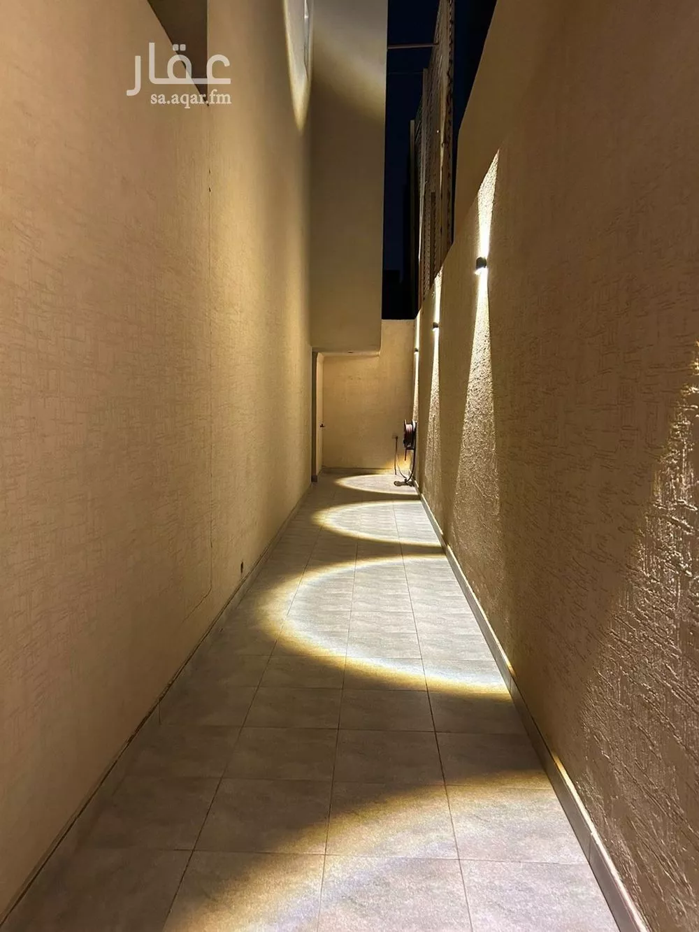 4 bedroom floor in Al Yasmin 3