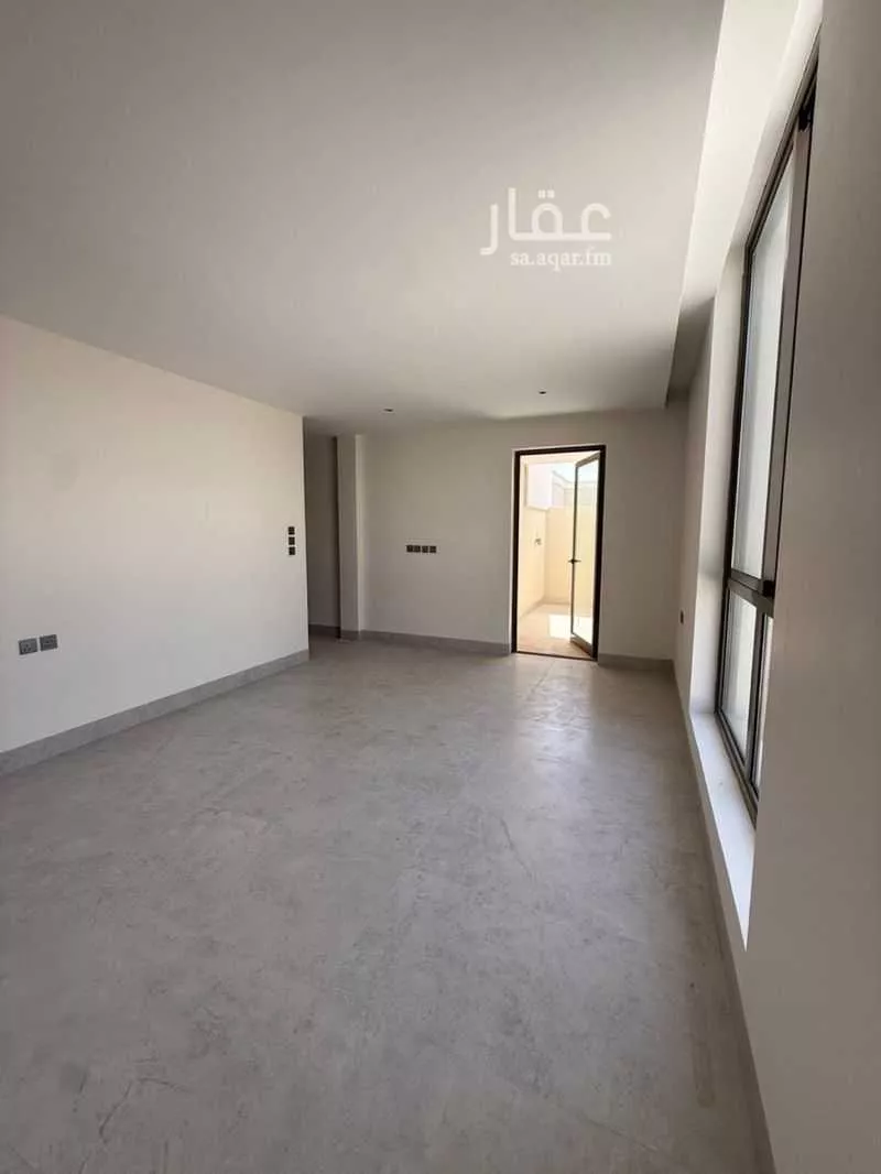 3 bedroom floor in Al Nuzhah 8