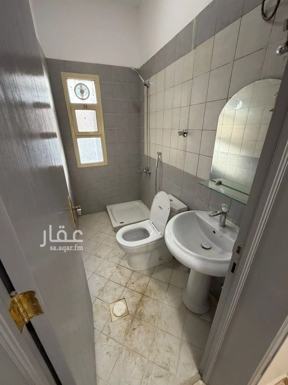 فيلا 6 غرف في المونسية 20