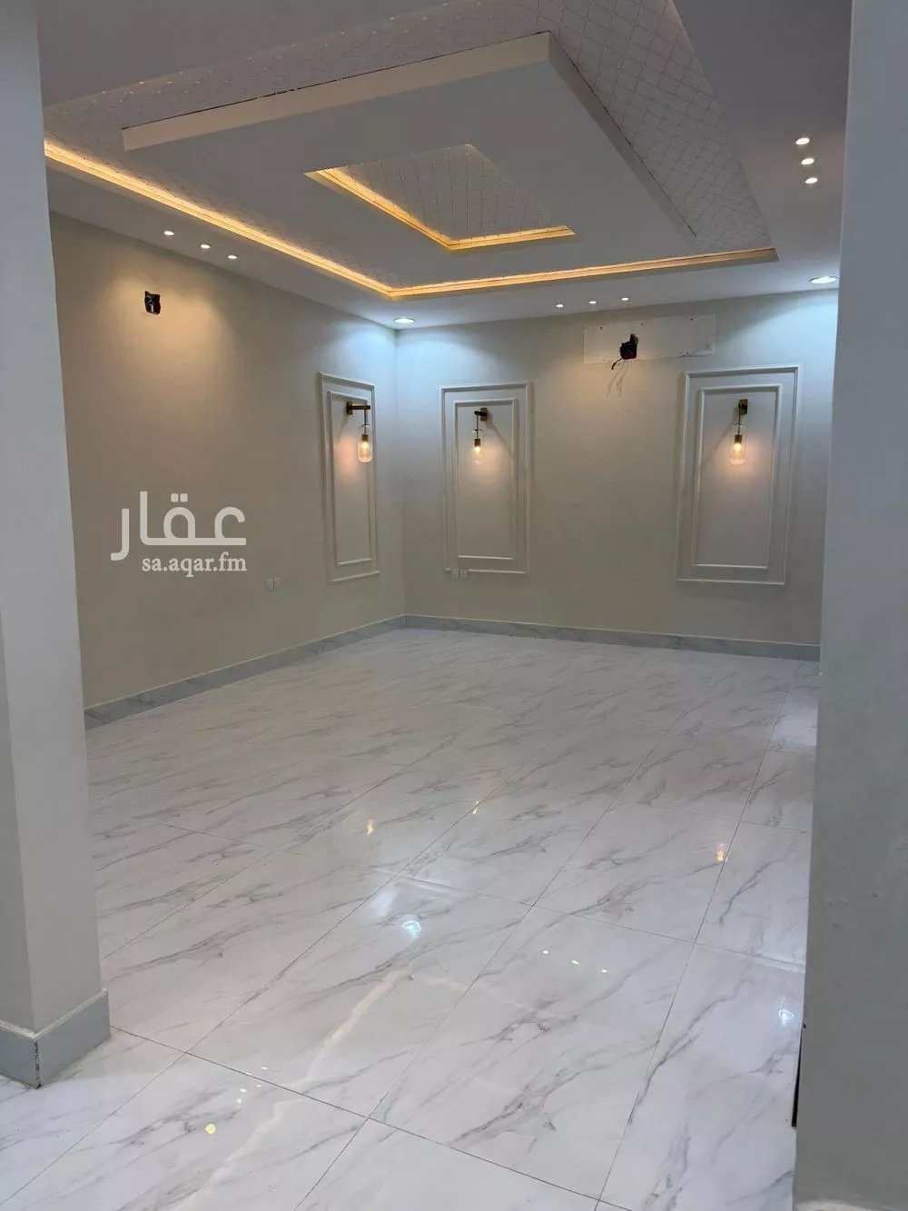 فيلا 8 غرف في الحزم 15