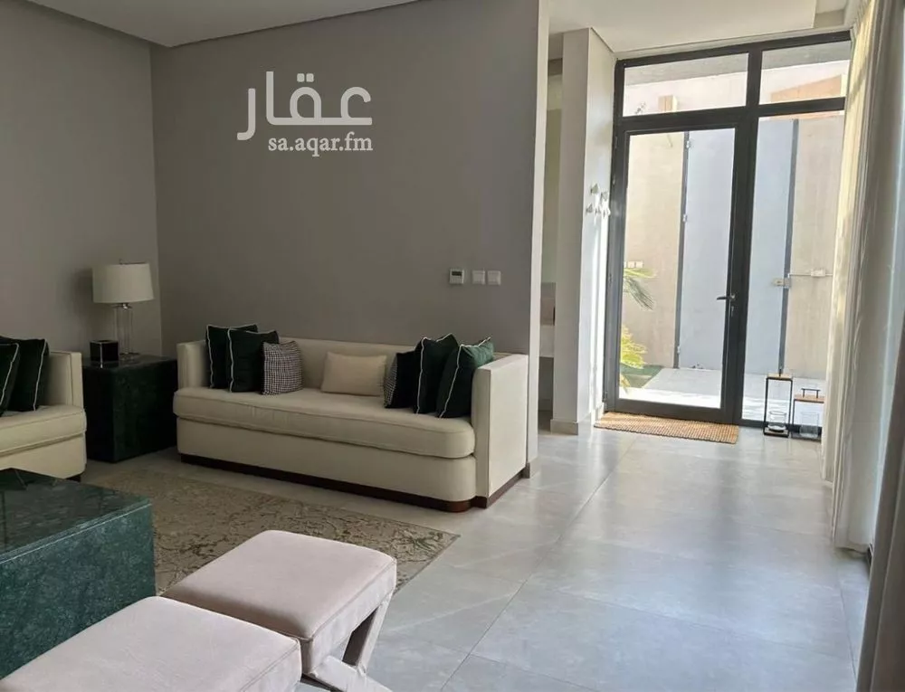 4 bedroom villa in Al Aridh 8