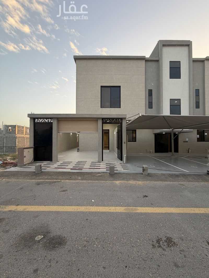 4 bedroom apartment in Taibah, Eastern Province 8