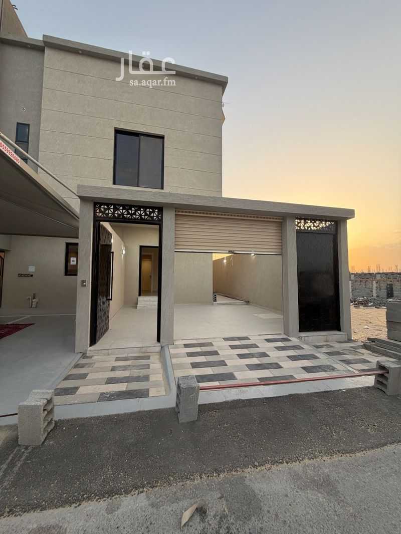 4 bedroom apartment in Taibah, Eastern Province 13