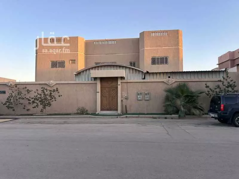 فيلا 7 غرف في النخيل 13
