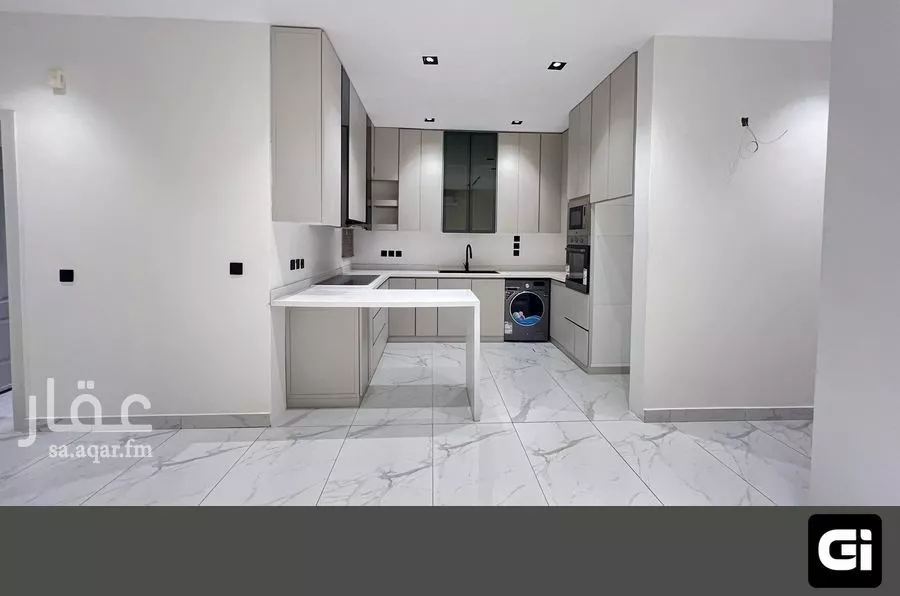 3 bedroom apartment in Al Yasmin 6