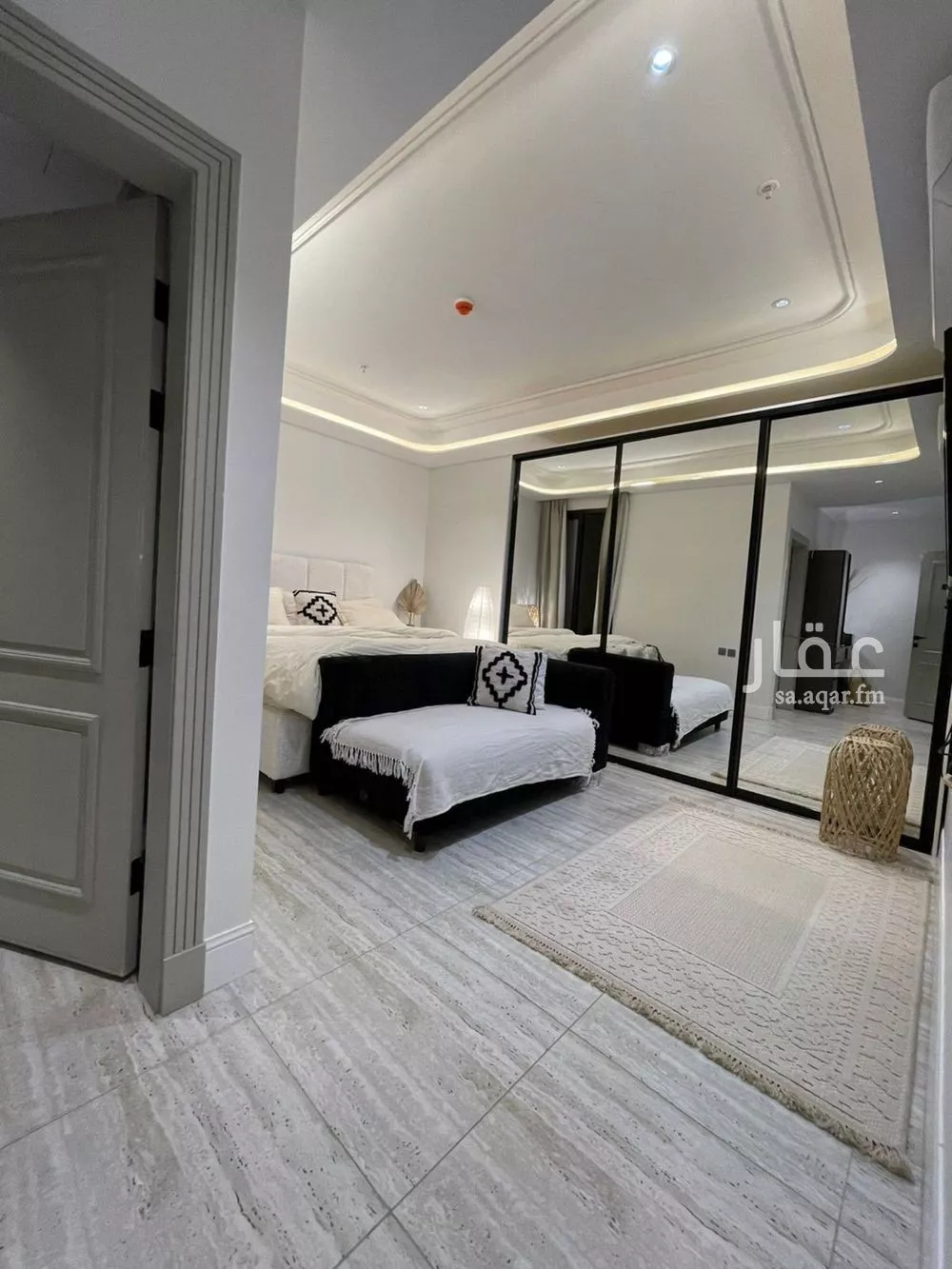 4 bedroom apartment in Qurtubah, Riyadh 5