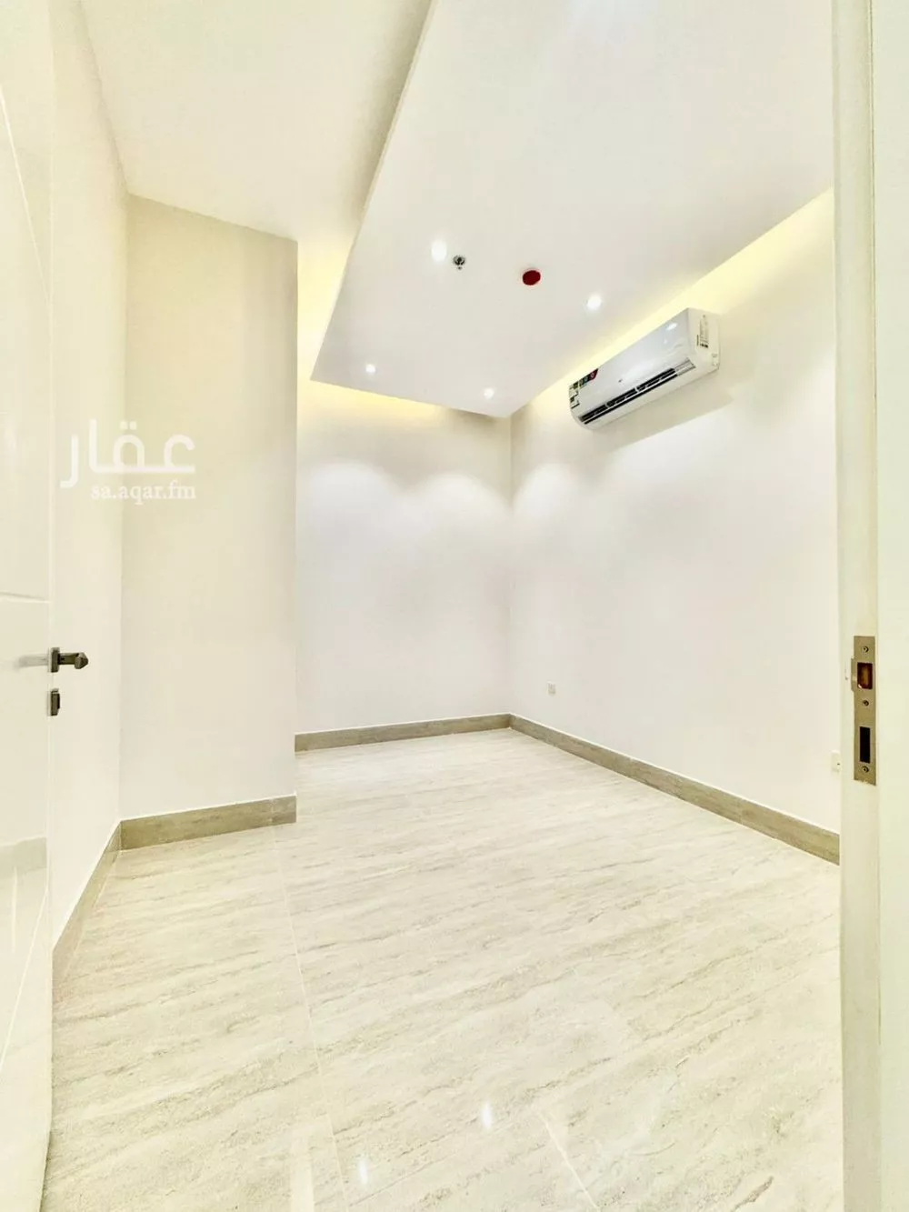 4 bedroom apartment in Al Qairawan, Riyadh 4