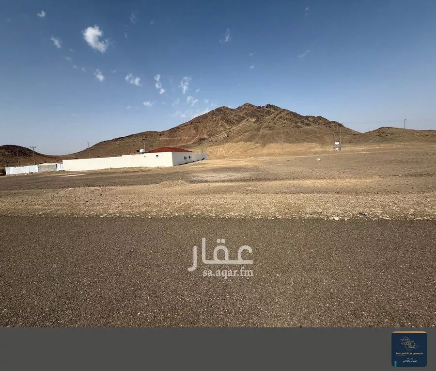 800 sqm land in Al Balqaa 9