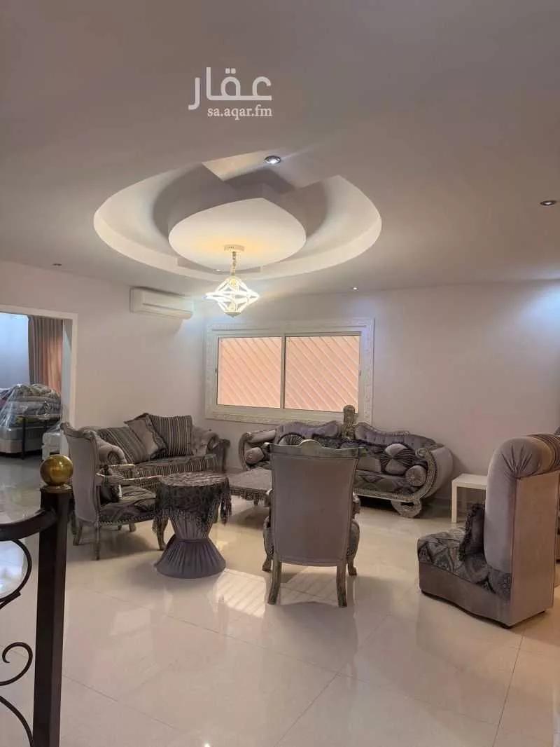 7 bedroom villa in Al Uraija Al Wusta, Riyadh 9