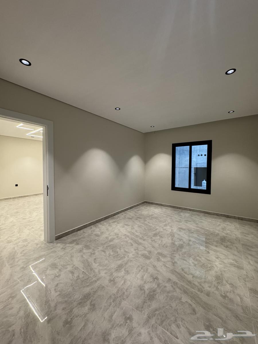 4 bedroom apartment in Ash Shulah 3