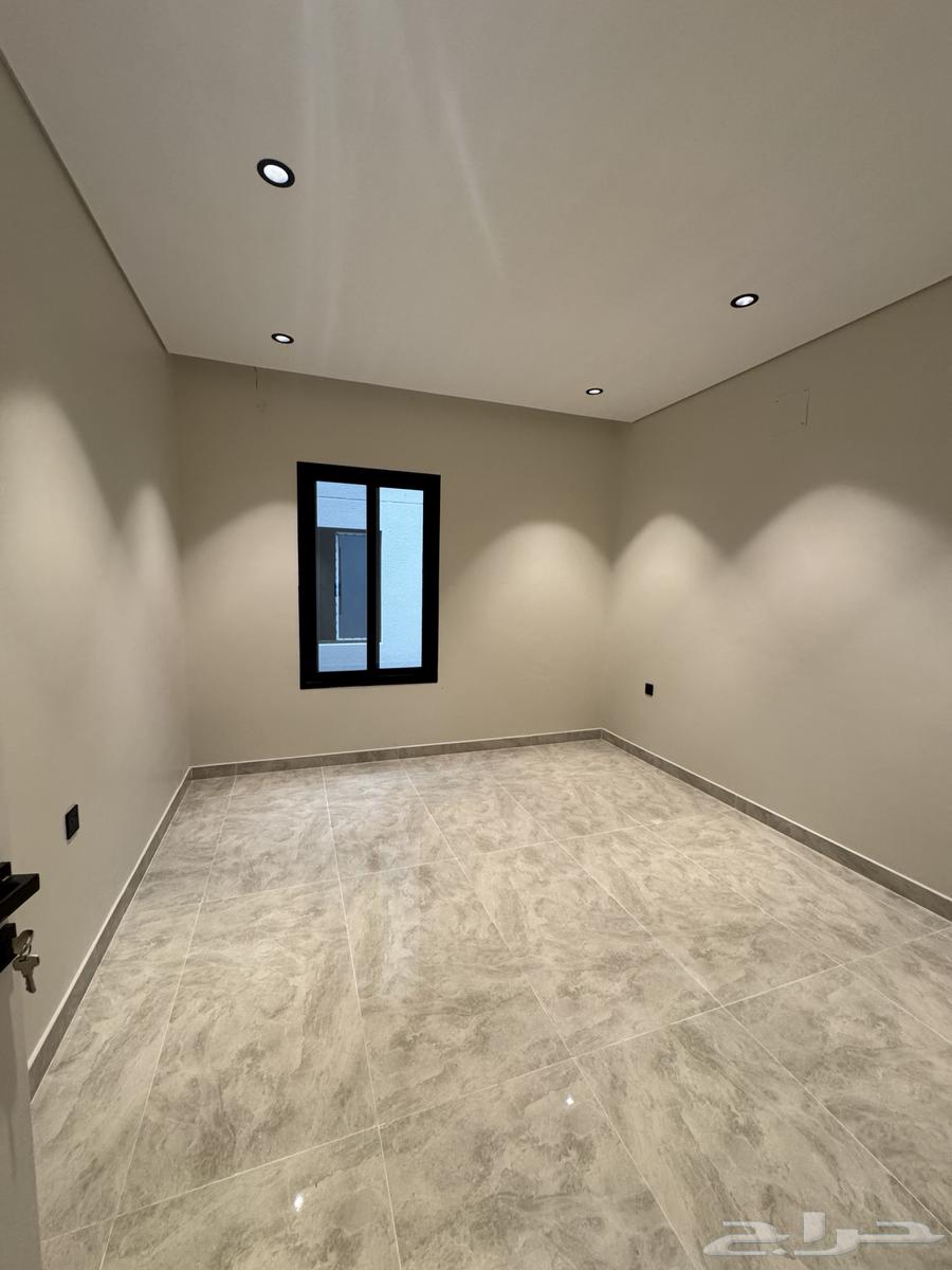4 bedroom apartment in Ash Shulah 7