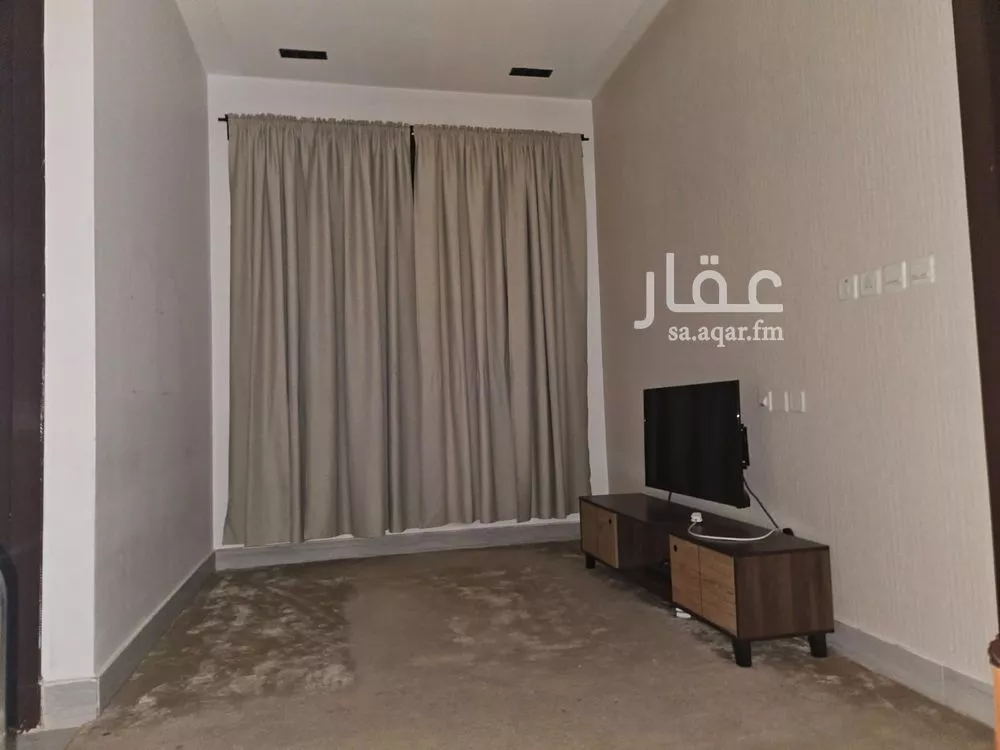 5 bedroom villa in Al Uraija Al Gharbiyah 23