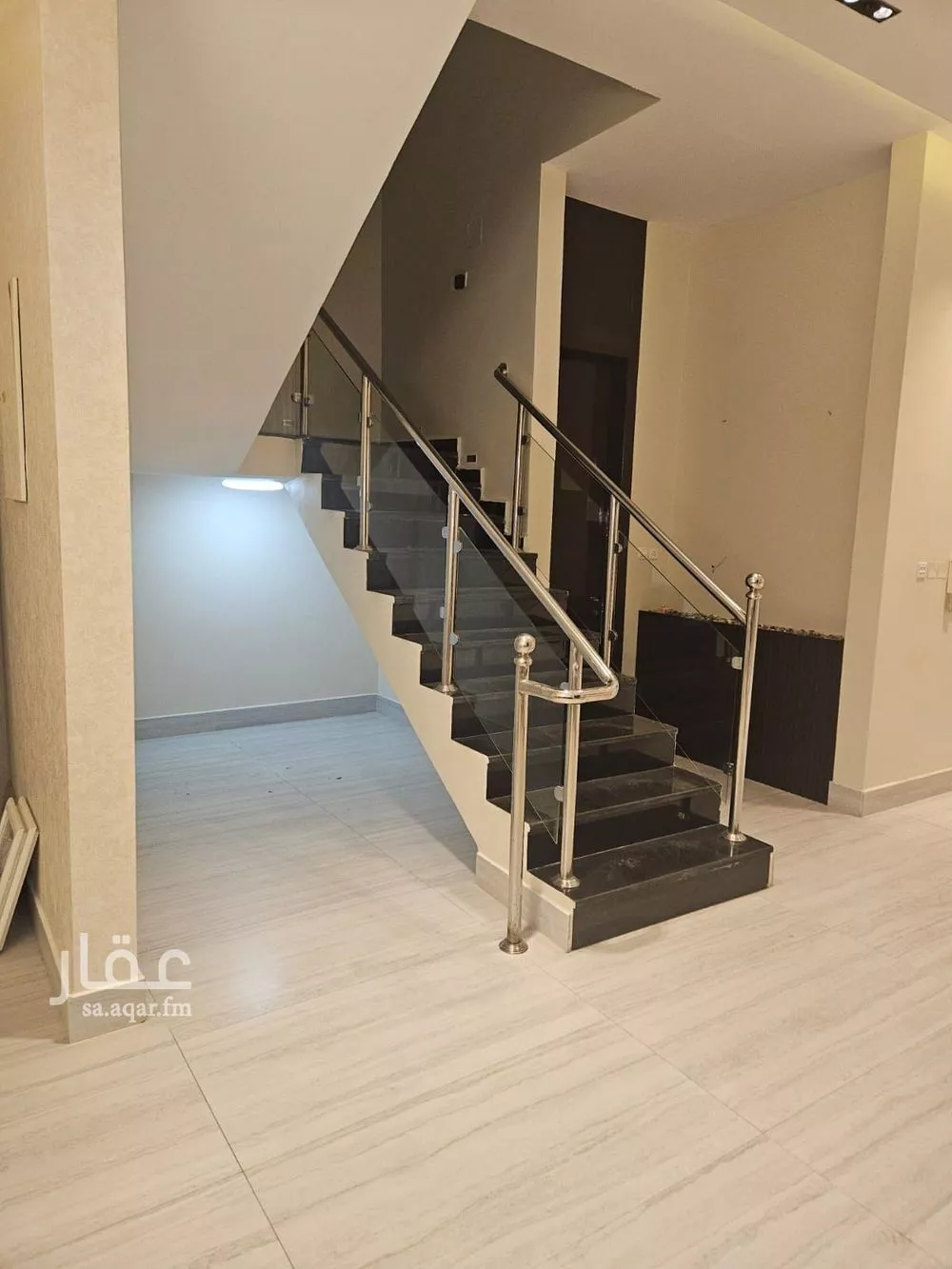 5 bedroom villa in Al Uraija Al Gharbiyah 9