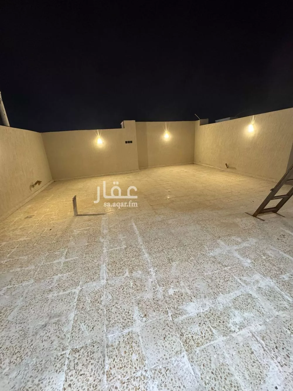 فيلا 8 غرف في طويق 5