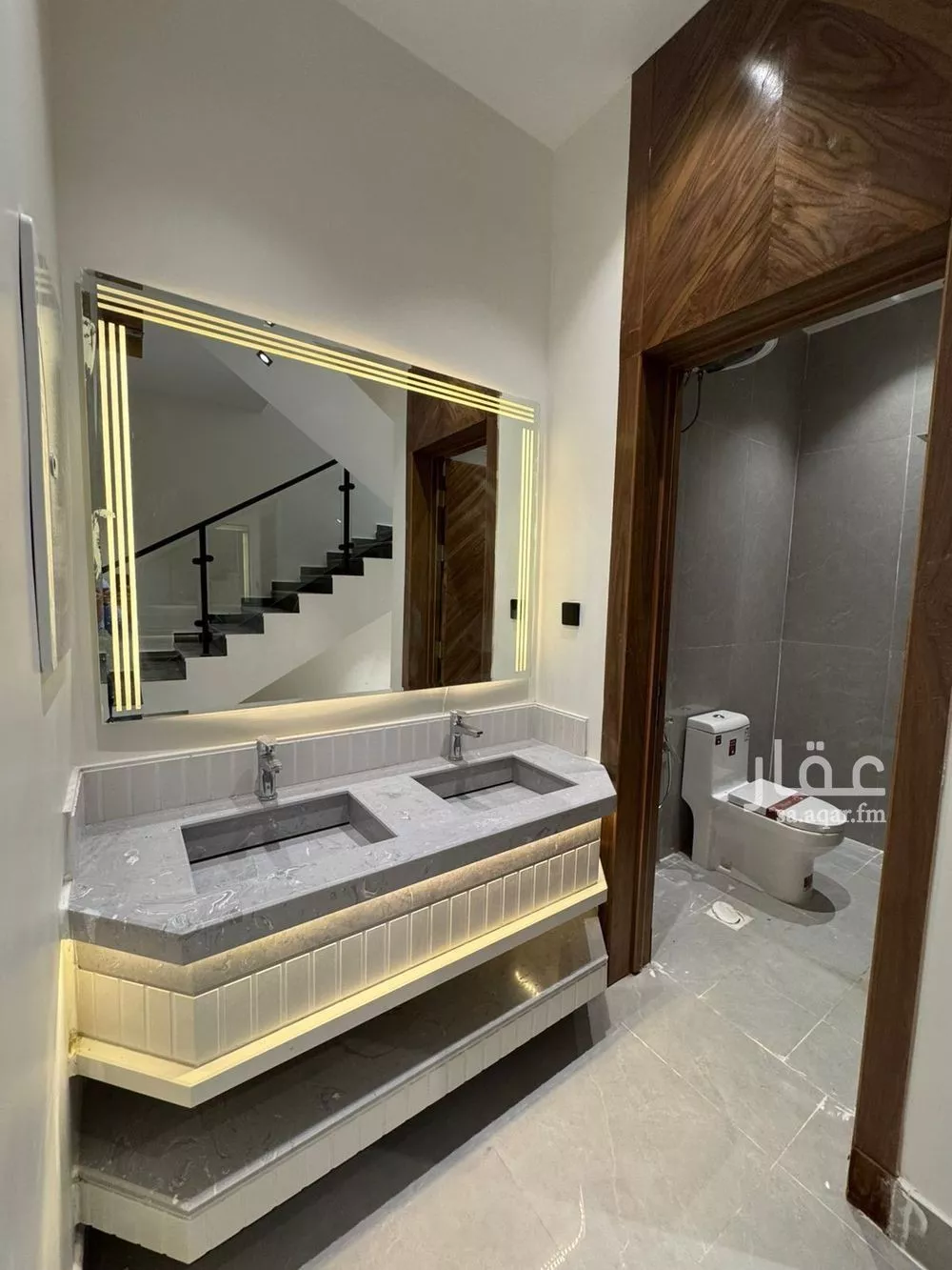 فيلا 8 غرف في طويق 6