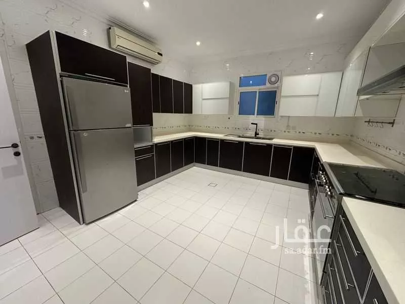 4 bedroom apartment in At Taawon 10