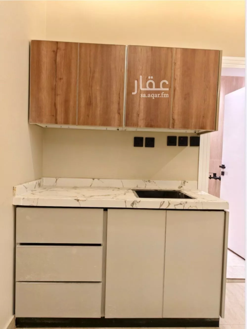1 bedroom apartment in Al Qairawan 7
