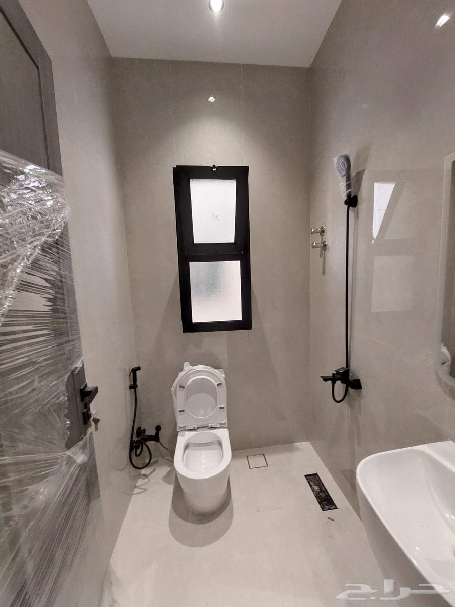 10 bedroom villa in Uhud, Eastern Province 16