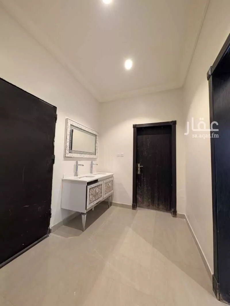 3 bedroom apartment in Al Qairawan 4