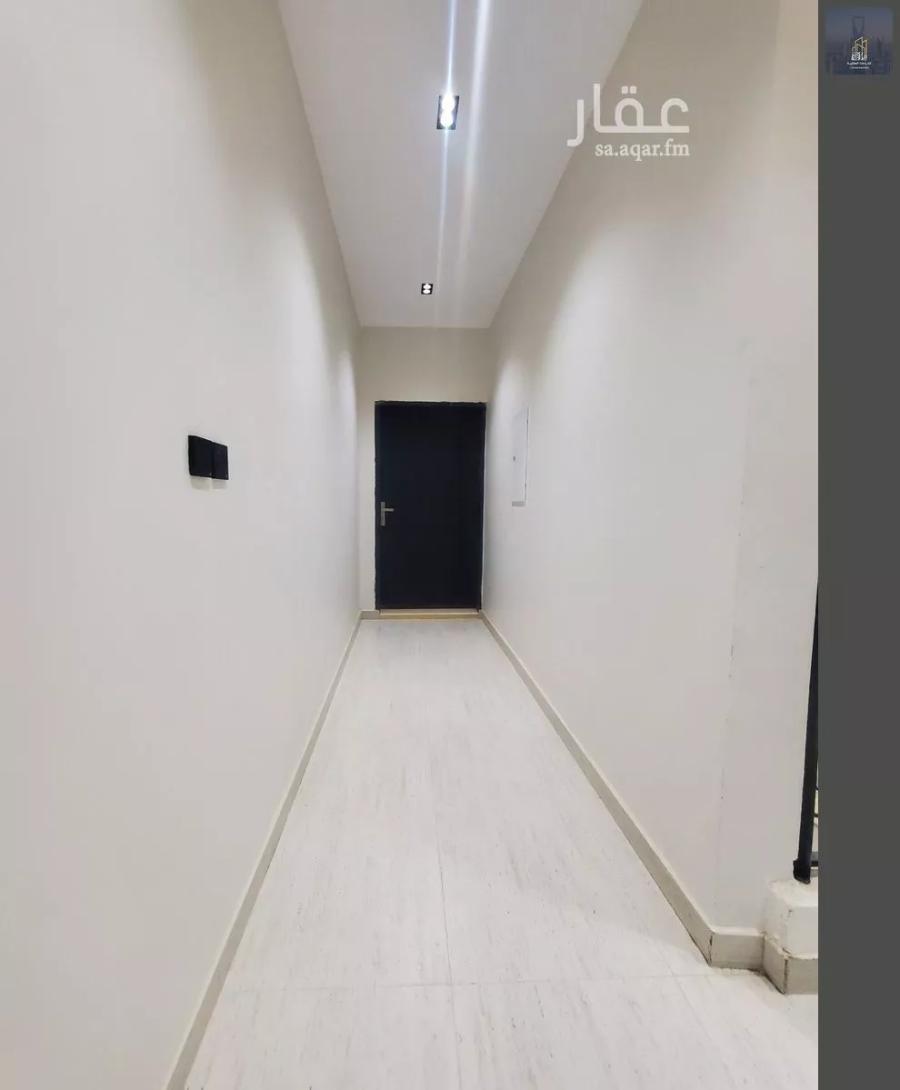 3 bedroom floor in Al Janadriyah 12