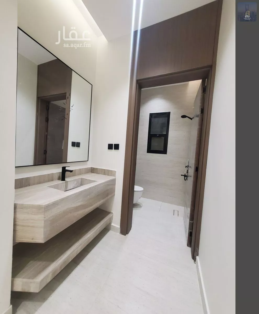 3 bedroom floor in Al Janadriyah 13